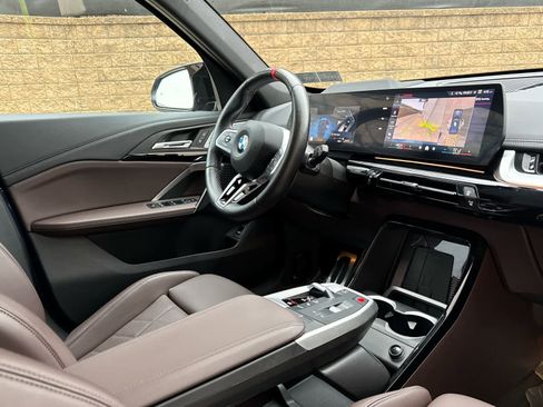 Certified 2024 BMW X1 M35i w/ Premium Package image 8