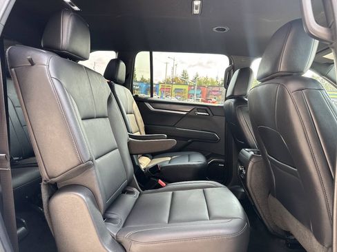 Used 2024 GMC Acadia Elevation AWD/4WD image 20