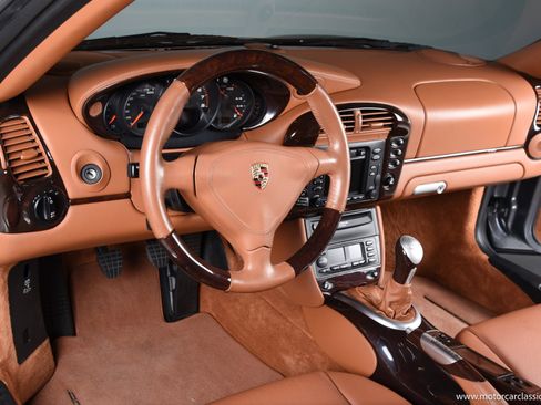 Used 2002 Porsche 911 Turbo image 29