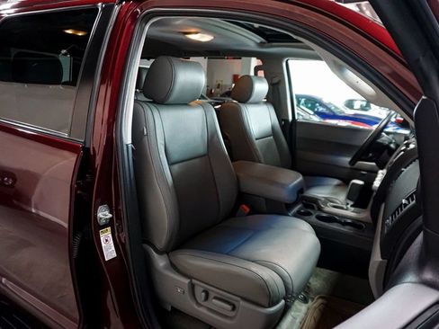 Used 2010 Toyota Sequoia Limited AWD/4WD image 47