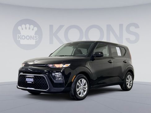 Used 2021 Kia Soul LX image 1