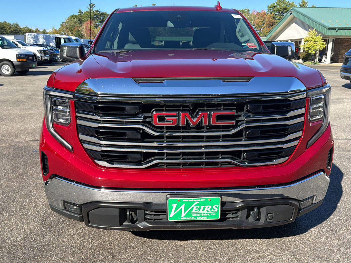 Certified 2024 GMC Sierra 1500 SLT AWD/4WD image 8