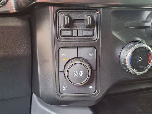 Used 2024 Ford F350 Lariat w/ Lariat Ultimate Package image 21