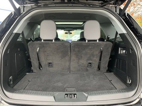 Certified 2023 Ford Explorer XLT w/ Equipment Group 202A image 6