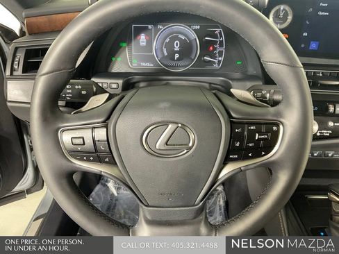 Used 2025 Lexus ES 300h F Sport w/ Accessory Package (Z2) FWD image 40