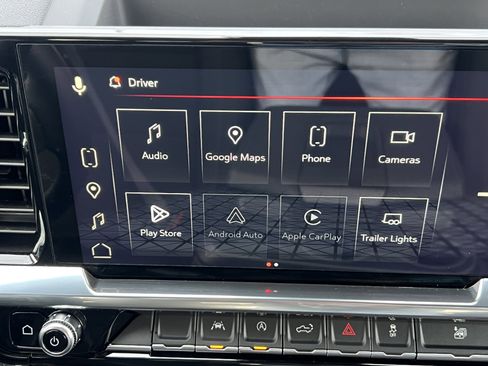 Used 2025 GMC Sierra 1500 Elevation image 14