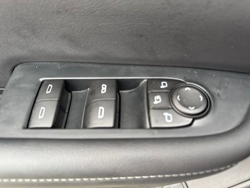 Used 2025 Buick Enclave Preferred image 19