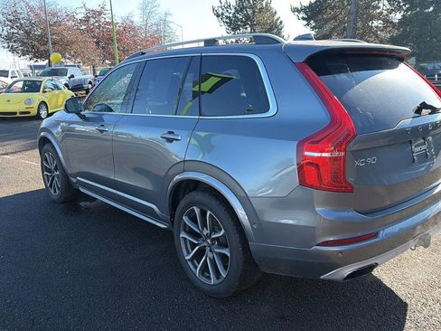 Used 2016 Volvo XC90 T6 Momentum w/ Momentum Plus Package image 5