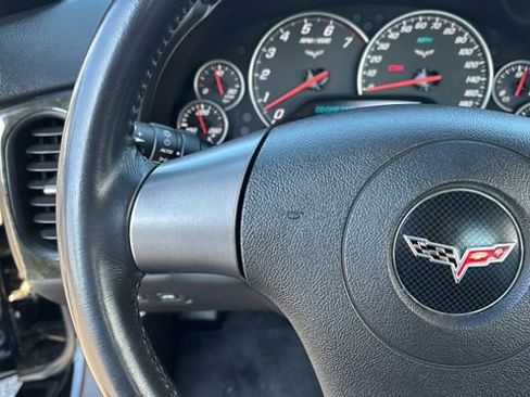 Used 2007 Chevrolet Corvette Convertible w/ Preferred Equipment Group image 21