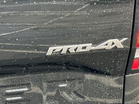 Used 2023 Nissan Frontier PRO-4X w/ Pro Convenience Package image 52