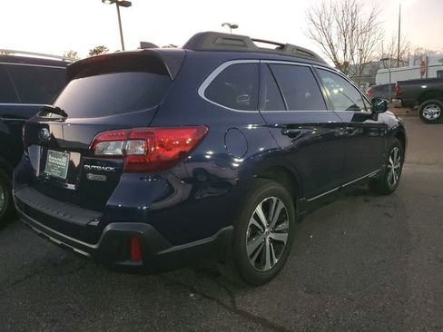 Used 2018 Subaru Outback 2.5i Limited image 10