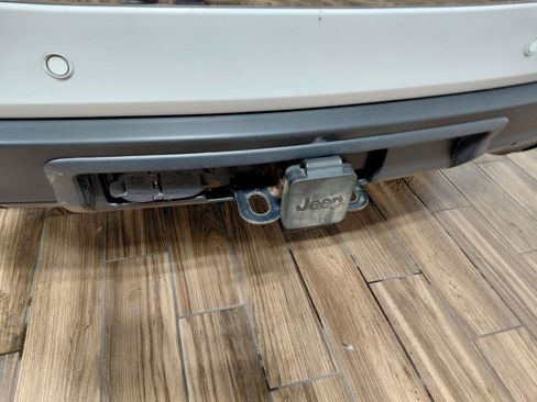 Certified 2021 Jeep Grand Cherokee Limited w/ Premium Lighting Group image 25