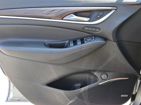 Used 2024 Buick Enclave Avenir w/ Trailering Package, 5000 lbs. FWD image 16