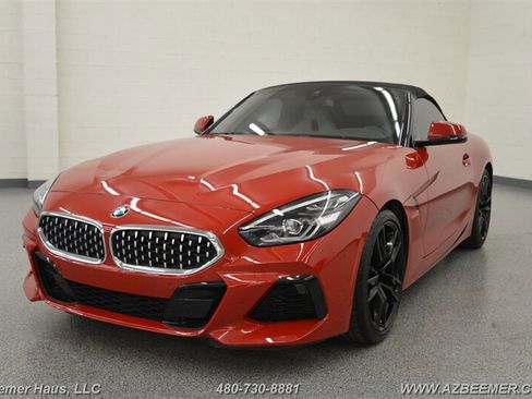 Used 2019 BMW Z4 sDrive30i w/ M Sport Package image 2