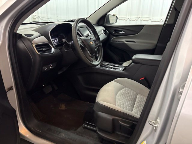 Used 2018 Chevrolet Equinox LS AWD/4WD image 19