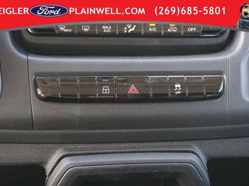 Used 2025 RAM ProMaster 2500 w/ U-Haul Equipment Group FWD image 19