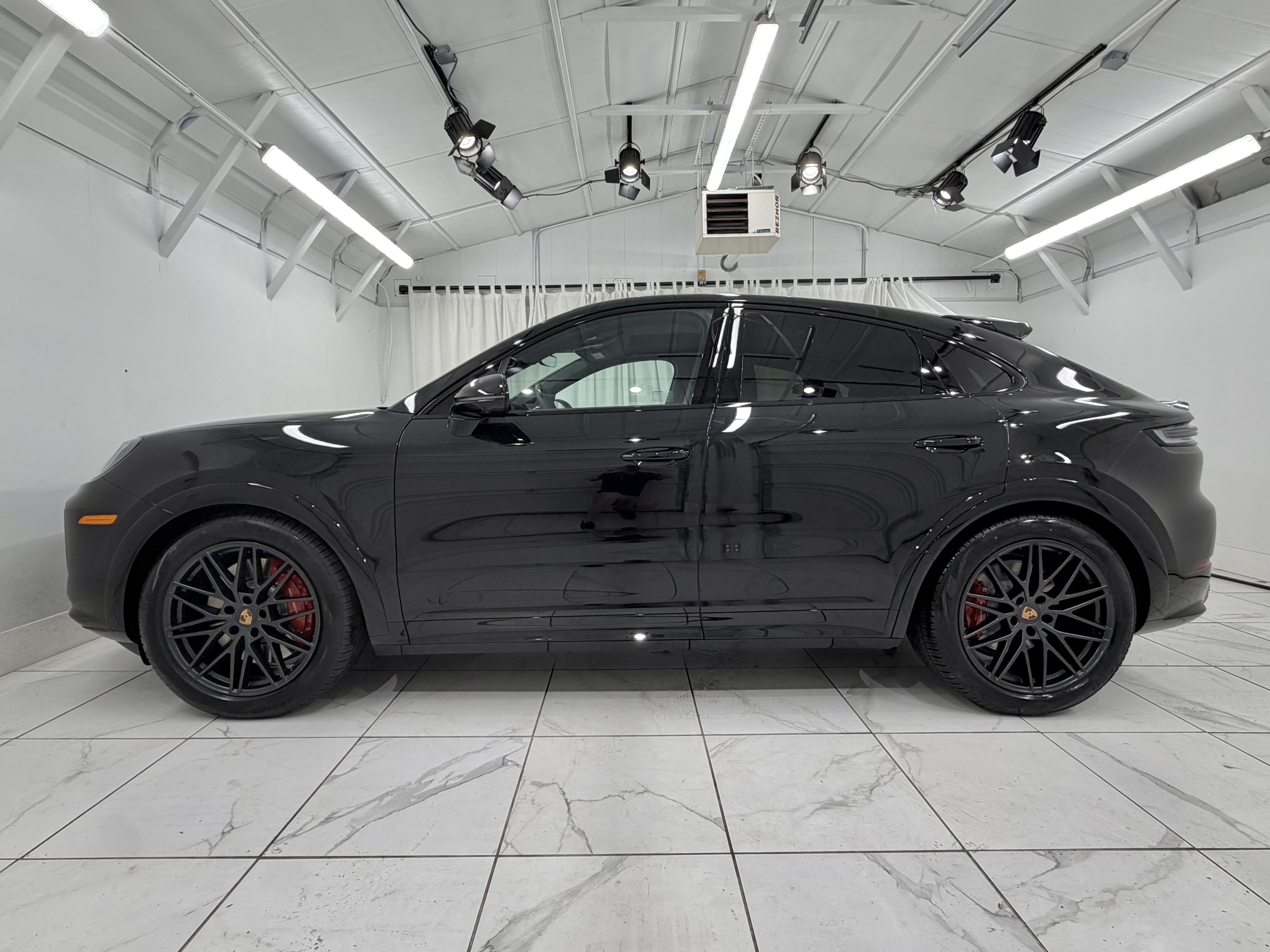 New 2026 Porsche Cayenne GTS AWD/4WD image 2