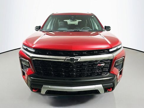 Used 2024 Chevrolet Traverse Z71 w/ Enhanced Driving Package image 2