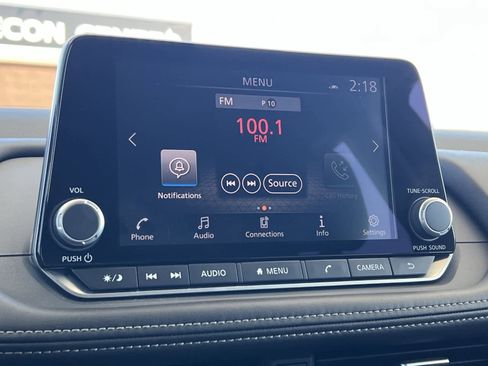 Used 2026 Nissan Rogue SV image 18