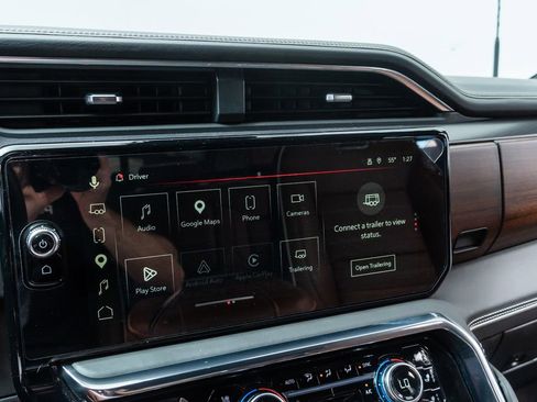 Used 2024 GMC Sierra 2500 Denali Ultimate w/ Max Trailering Package image 15