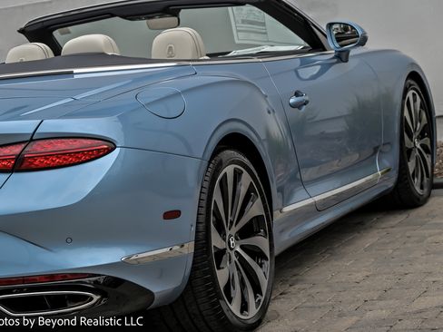 New 2026 Bentley Continental GTC image 9