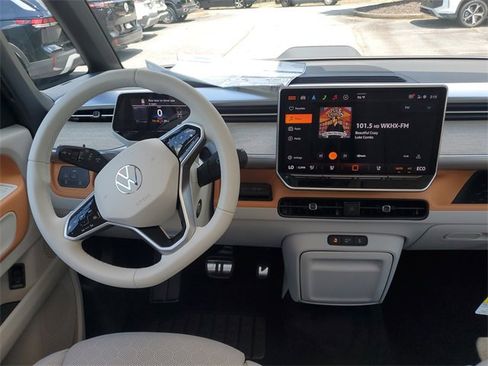 New 2025 Volkswagen ID. Buzz Pro S Plus image 22
