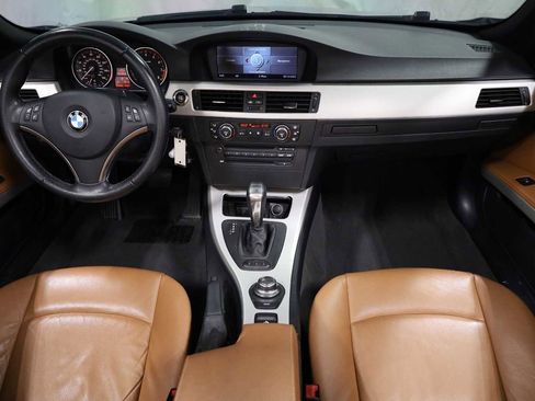 Used 2007 BMW 335i Convertible image 22