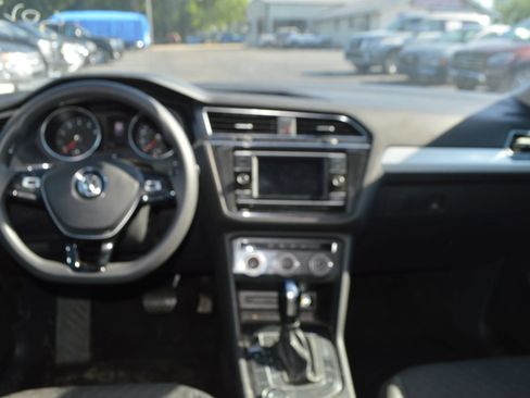 Used 2021 Volkswagen Tiguan S AWD/4WD image 12