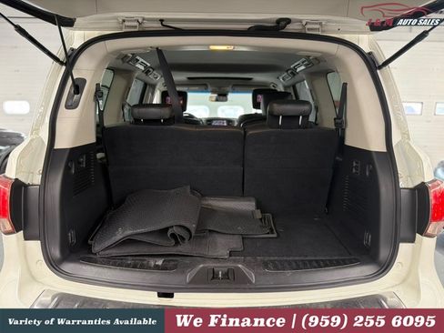Used 2017 INFINITI QX80 4WD w/ Deluxe Technology Package image 39