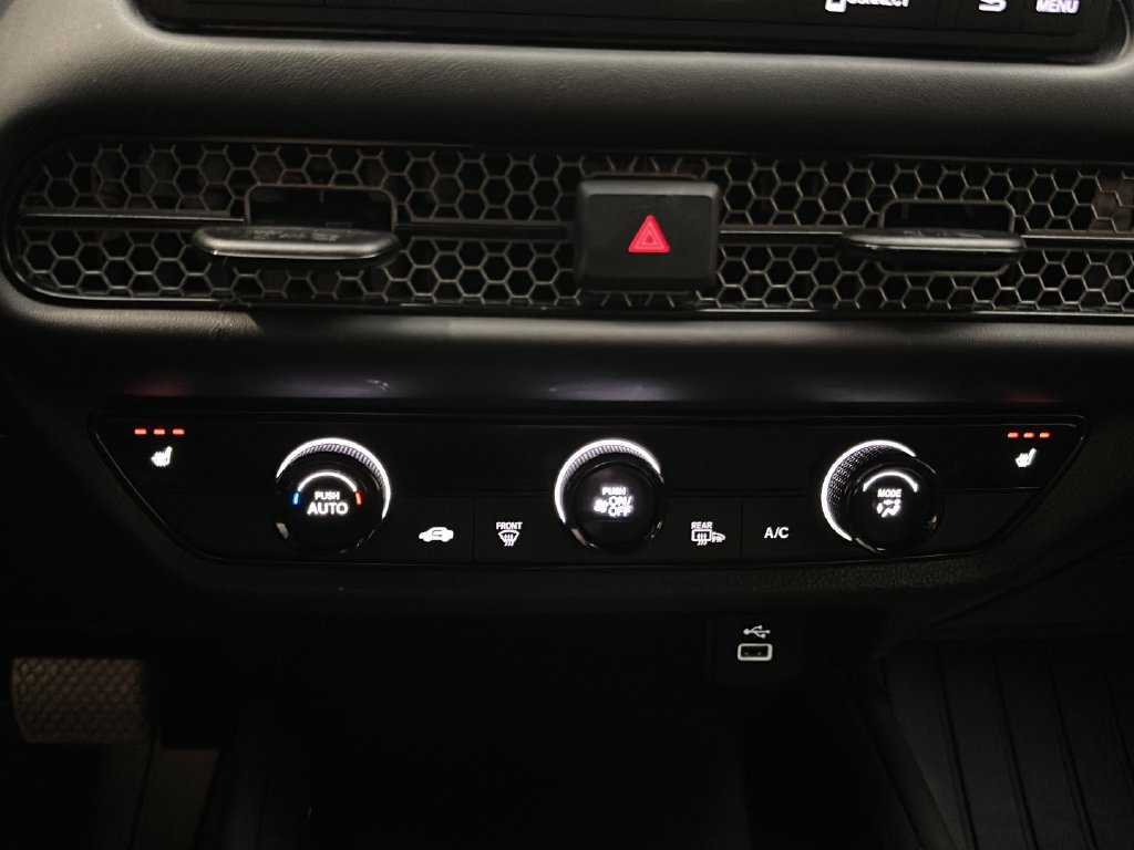Certified 2024 Honda HR-V Sport image 30
