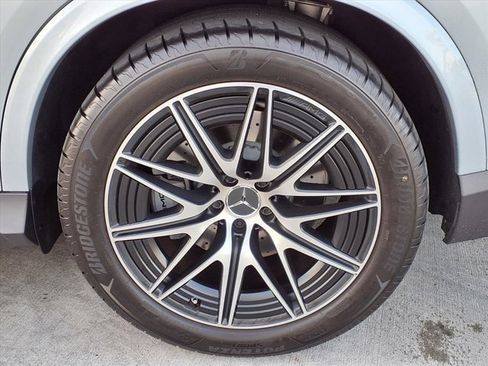 Used 2025 Mercedes-Benz GLC 43 AMG GLC 43 AMG image 24