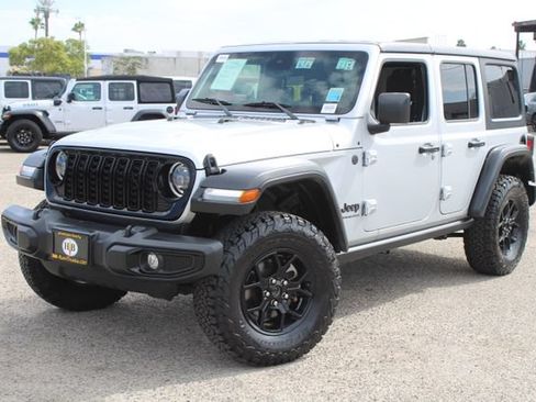 Used 2024 Jeep Wrangler Unlimited Sport AWD/4WD image 11