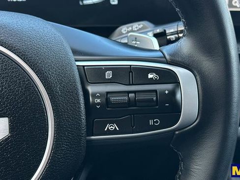 Used 2025 Kia Sportage EX w/ EX Premium Package image 30