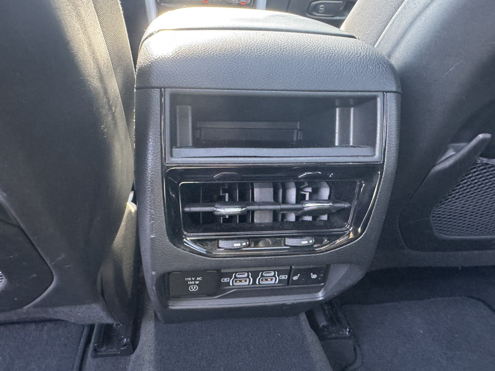 Used 2024 Jeep Grand Cherokee Limited 4xe AWD/4WD image 26