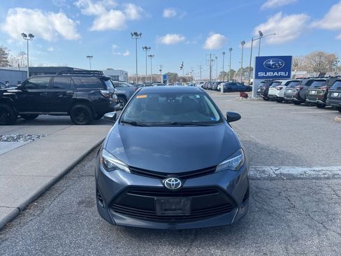 Used 2017 Toyota Corolla LE image 8