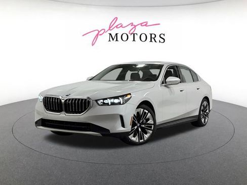 New 2026 BMW 530i xDrive w/ Premium Package AWD/4WD image 2