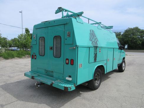 Used 2012 Ford E-350 and Econoline 350 Super Duty w/ PWR Locks & Windows Group RWD image 14