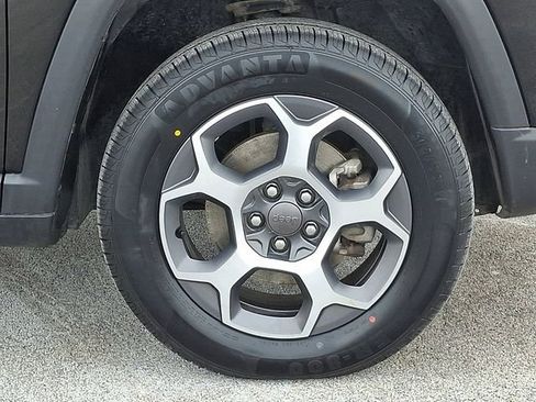 Used 2022 Jeep Compass Trailhawk w/ Trailhawk Elite Group image 12