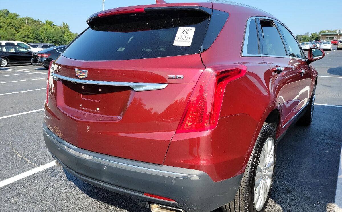 Used 2017 Cadillac XT5 Premium Luxury AWD/4WD image 5