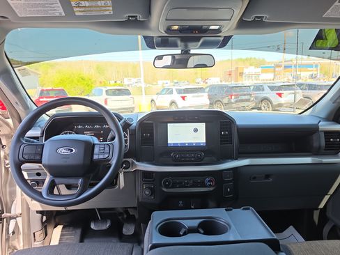 Used 2022 Ford F150 XL w/ XL Power Equipment Group AWD/4WD image 15