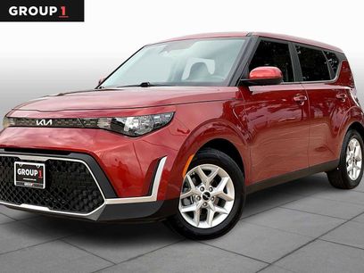 Used 2023 Kia Soul LX w/ LX Technology Package