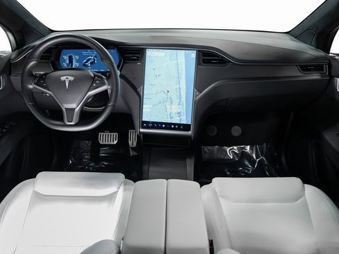 Used 2021 Tesla Model X Performance image 40