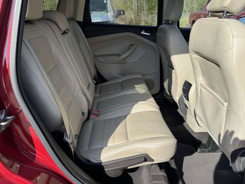 Used 2018 Ford Escape SEL image 14