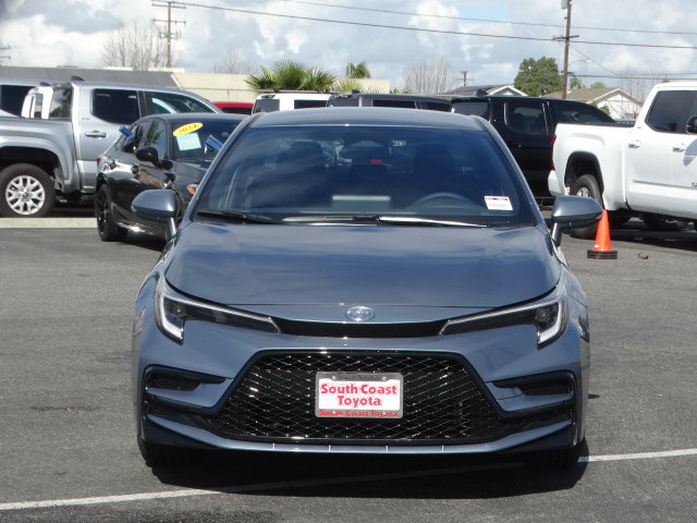 New 2026 Toyota Corolla SE w/ SE Premium Package FWD image 3