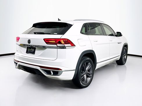 Used 2021 Volkswagen Atlas Cross Sport SE image 9