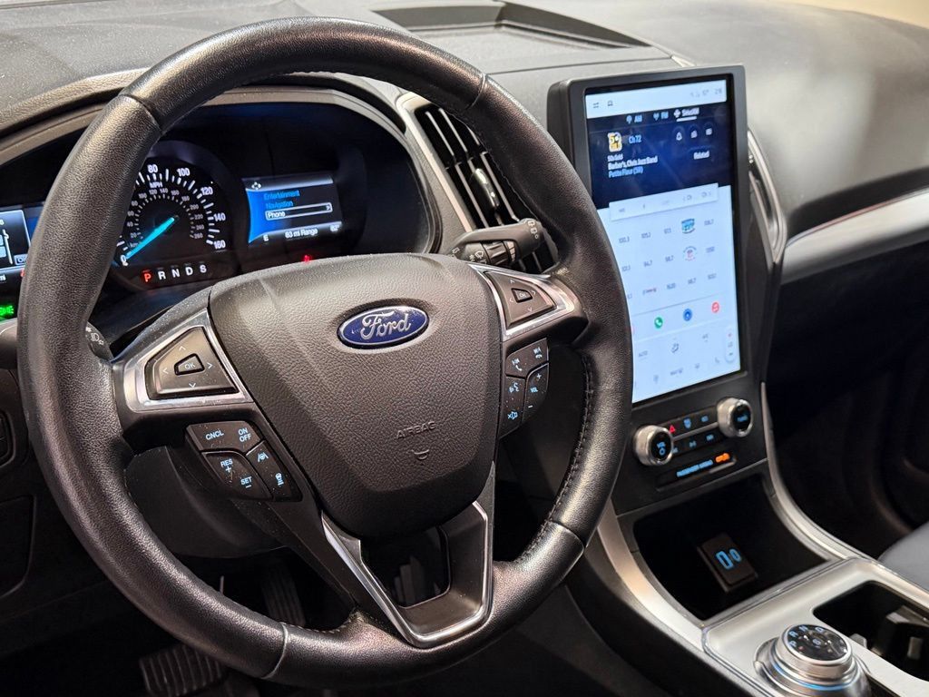 Used 2022 Ford Edge SEL w/ Convenience Package AWD/4WD image 14