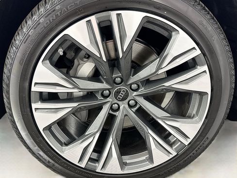 New 2026 Audi Q8 Premium Plus image 31