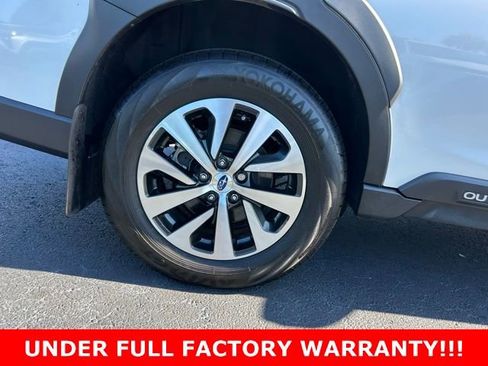 Used 2025 Subaru Outback Premium image 7