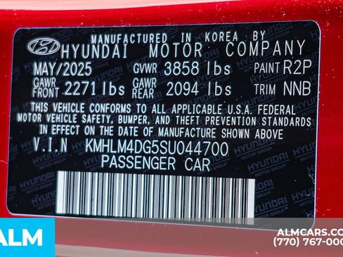 Used 2025 Hyundai Elantra Sport FWD image 57