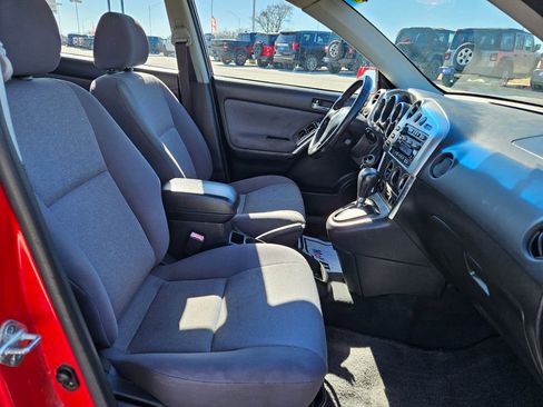 Used 2003 Toyota Matrix XRS image 29